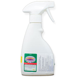 Wheeze Eeze A natural herbal respiratory spray with anti-bacterial properties 250ml size